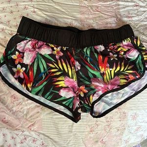 swim shorts no tags fits medium hawaiian floral print volcom